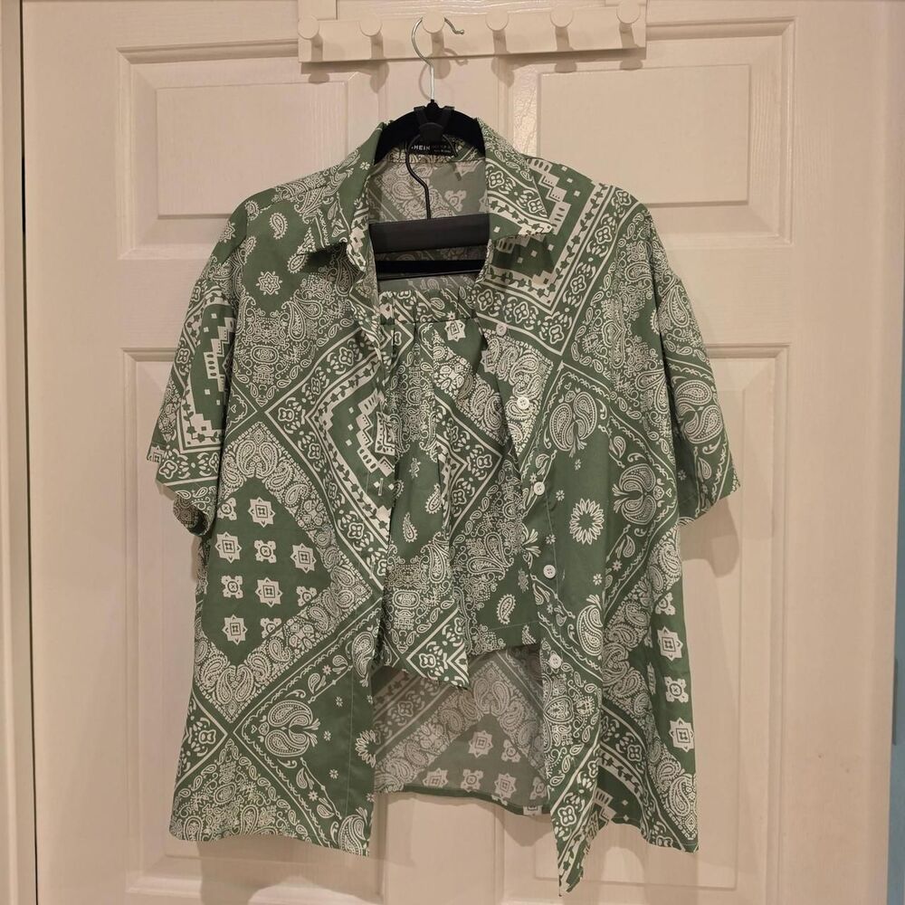 Green and White Paisley Bandana Print Coord Shorts Set